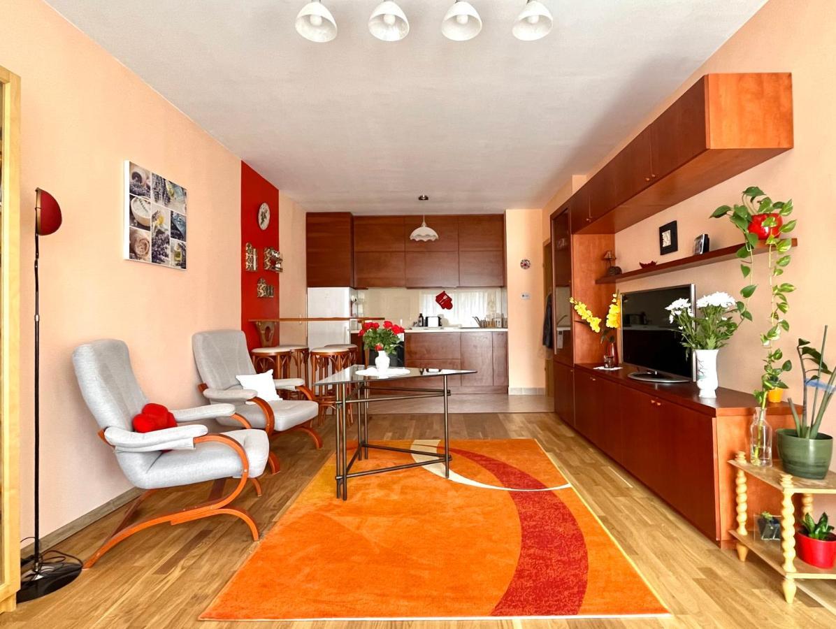 Lovely Home - Free Parking Будапеща Екстериор снимка